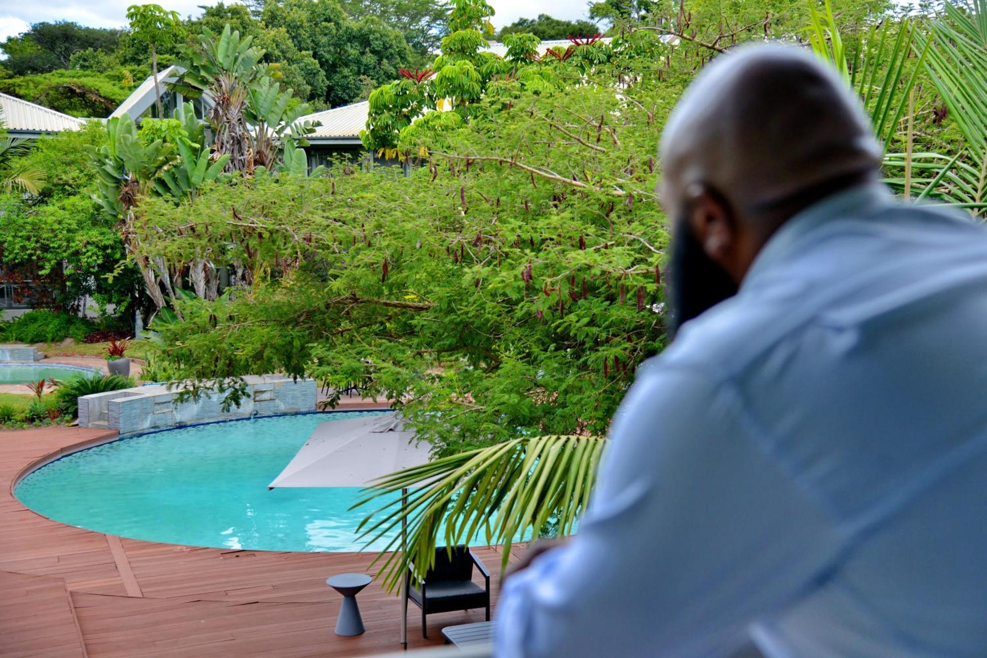 Cresta Lodge Harare Exterior photo